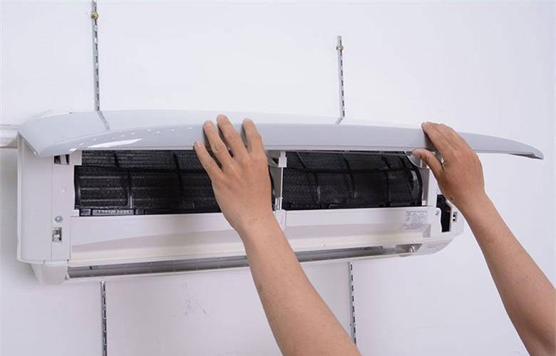 Thường xuyên vệ sinh điều hòa để tránh lỗi E5