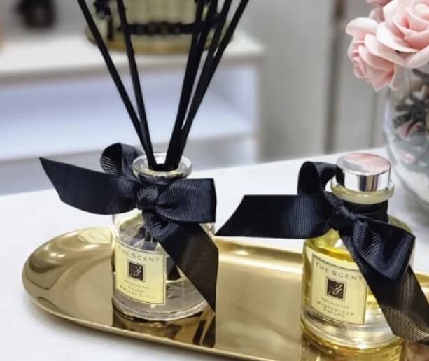 Trang trí lọ đựng tinh dầu theo sở thích của bạn