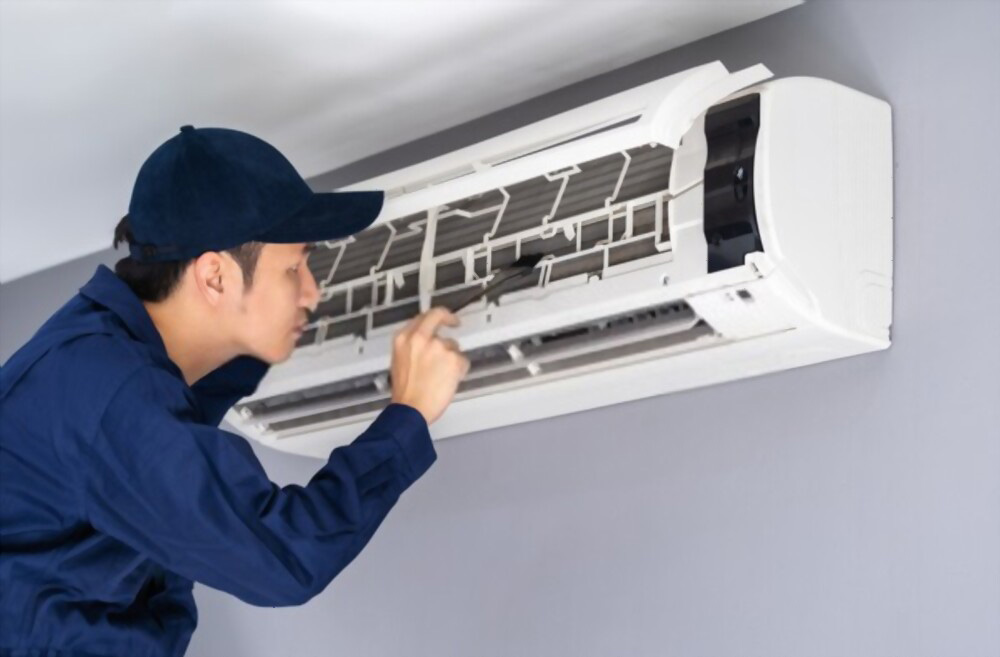 Tìm hiểu vì sao cần vệ sinh máy lạnh Sharp