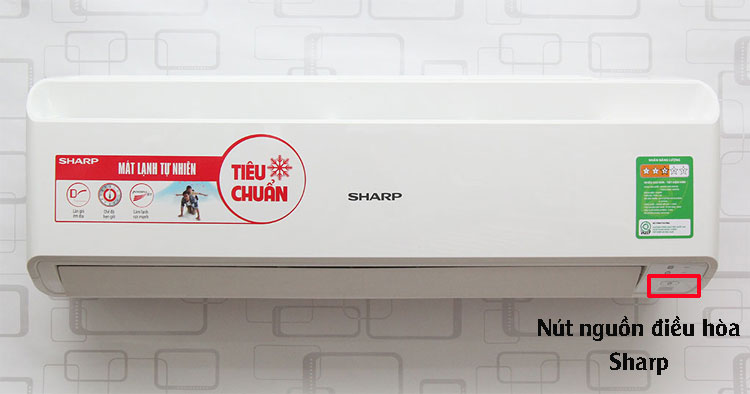 Cách mở máy lạnh Sharp không cần remote: Dùng nút nguồn trên dàn lạnh