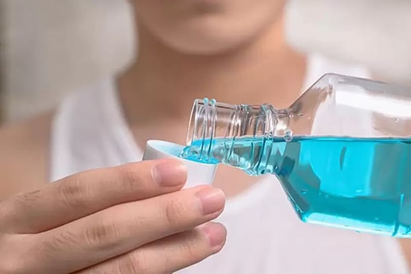 Hướng dẫn vệ sinh răng niềng đúng cách