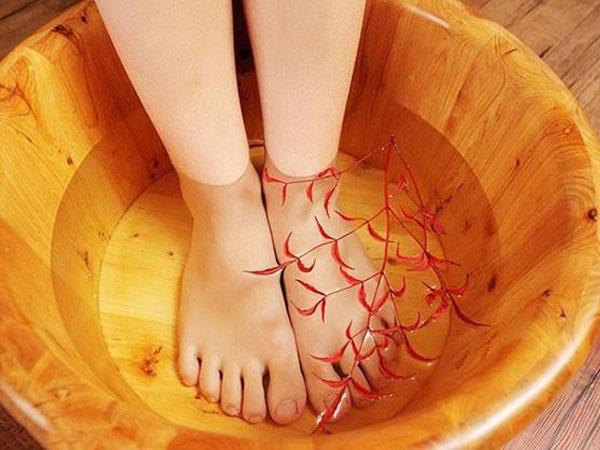 Ngâm chân bao lâu là tốt?