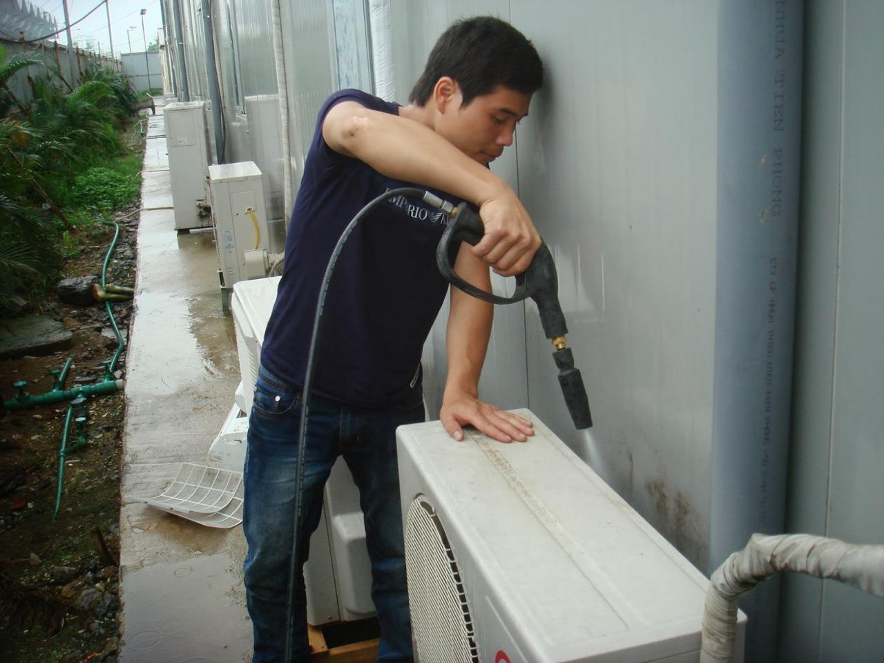 Nguyên nhân và cách sửa máy lạnh TCL lỗi E4
