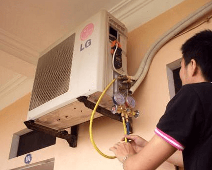  Nạp gas để khắc phục lỗi CH 32 máy lạnh LG