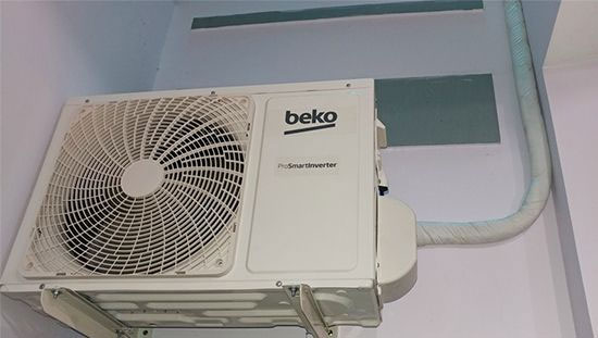 Máy lạnh Beko báo lỗi C3 do quạt dàn nóng bị hỏng