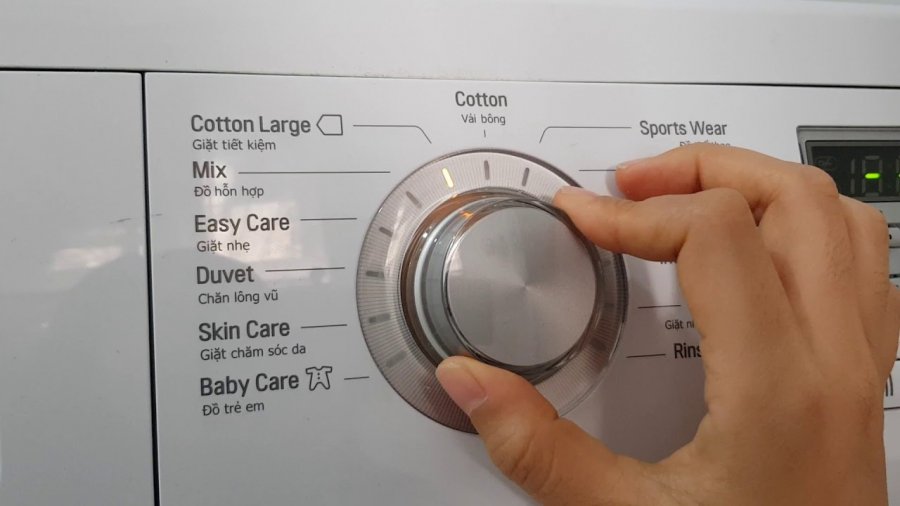 Chọn chế độ giặt phù hợp với quần áo