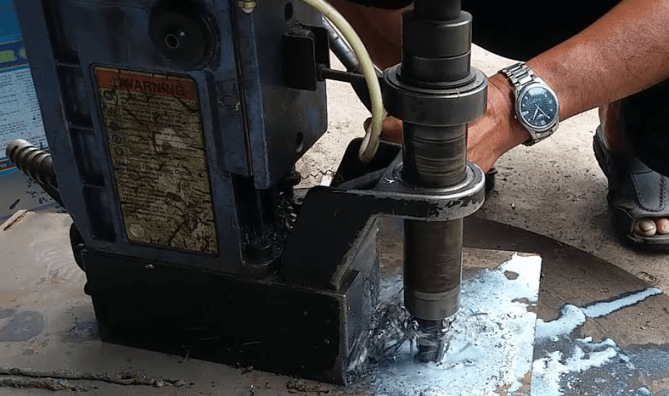 Có nên mua máy khoan từ cũ, máy khoan từ Nhật bãi không?