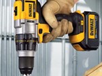 Máy khoan DeWalt của nước nào? Có tốt không?