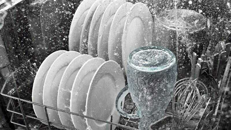 Máy rửa bát rửa bao lâu?