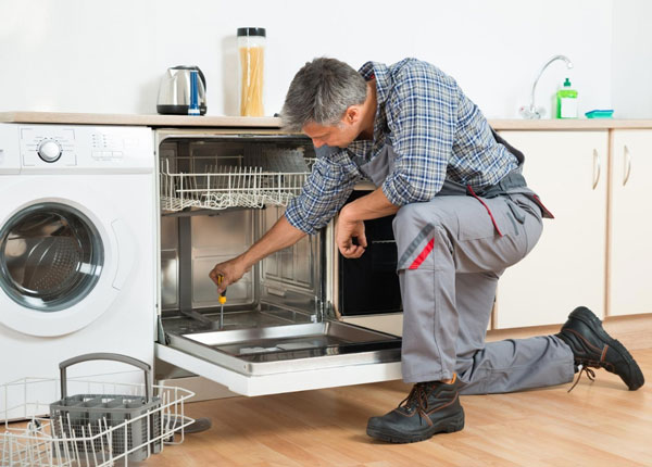 Cách sửa máy rửa bát Bosch lỗi E10 triệt để 