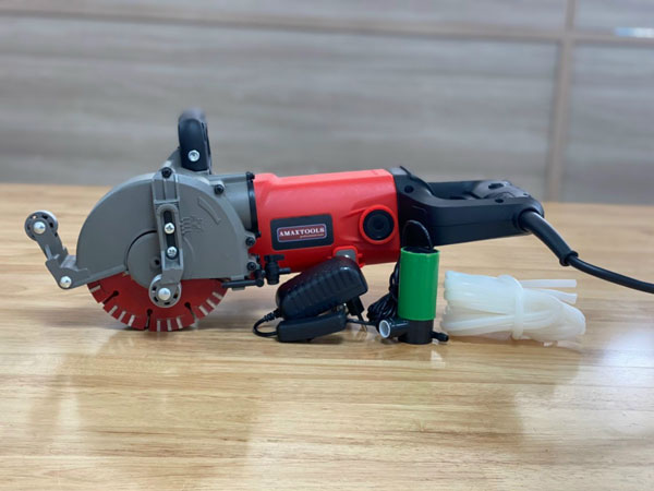Máy cắt rãnh tường