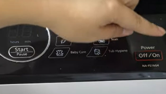 Cách sử dụng chế độ vệ sinh máy giặt Panasonic cửa trên