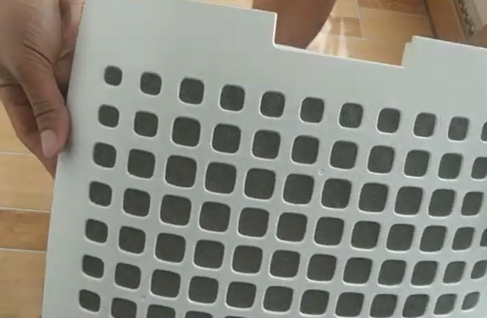 Cách vệ sinh mặt sau (bộ lọc trước) của máy