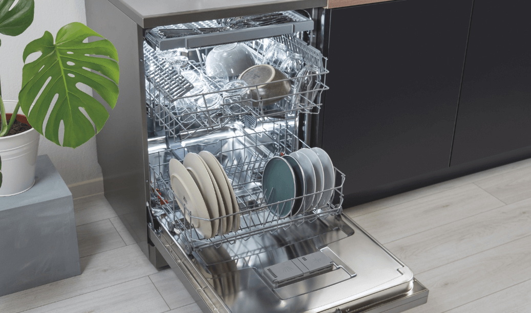 Máy rửa bát Hisense