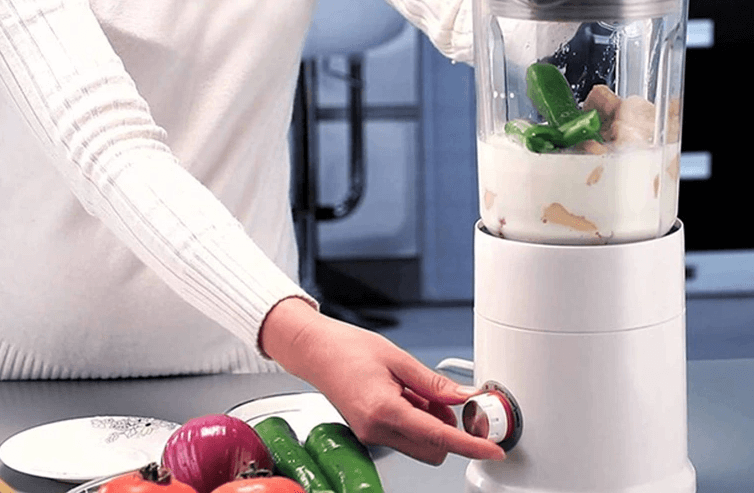 Dấu hiệu máy xay sinh tố bị cháy?