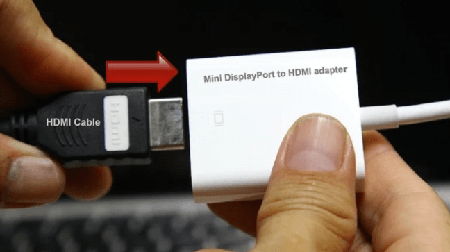 Cắm dây HDMI vào đầu HDMI trên bộ chuyển