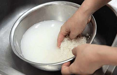 Vo gạo để nấu cơm bằng nồi lẩu mini