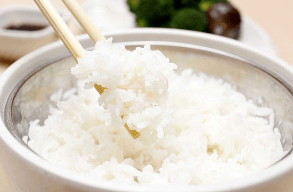 Nấu cơm bằng nồi lẩu mini