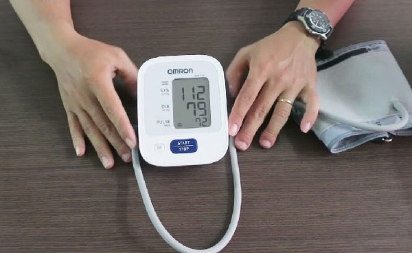 Máy đo huyết áp Omron bảo hành bao lâu?