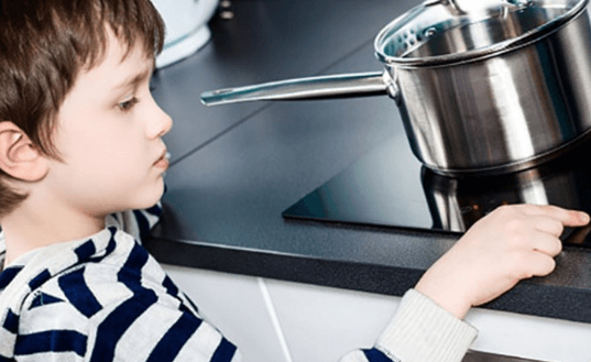 Một số lưu ý để tránh sự cố bếp từ không nóng