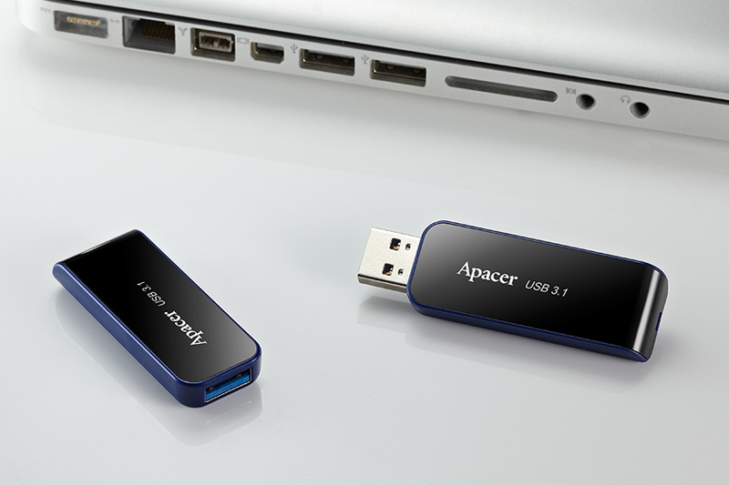 Tặng USB cho thầy giáo 20/11