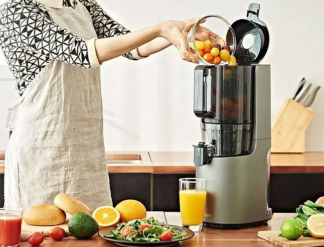 Đánh giá máy ép chậm Hurom về tiện ích