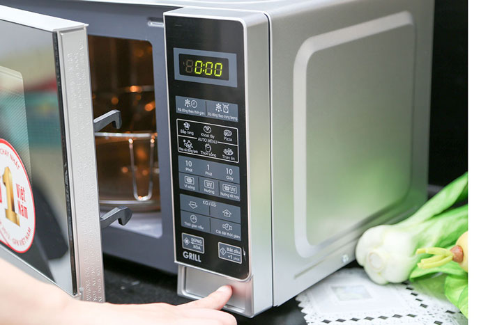 Cấu tạo lò vi sóng - Bảng điều khiển