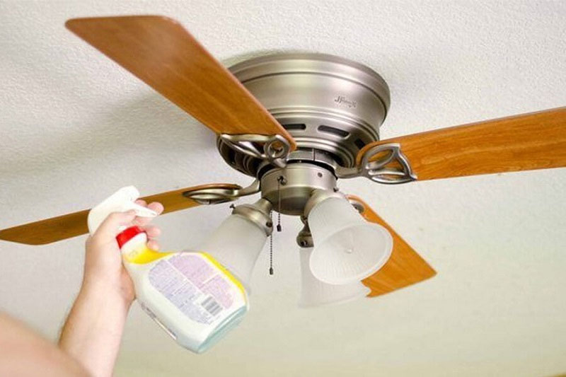 Cách vệ sinh cánh quạt trần bằng hóa chất, dung dịch