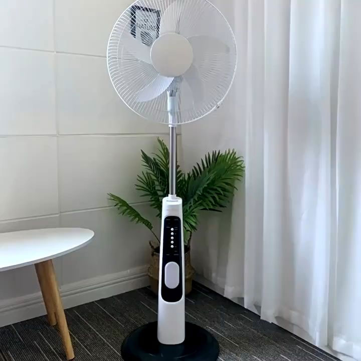 Quạt tích điện dùng được mấy tiếng - Quạt tích điện thông thường