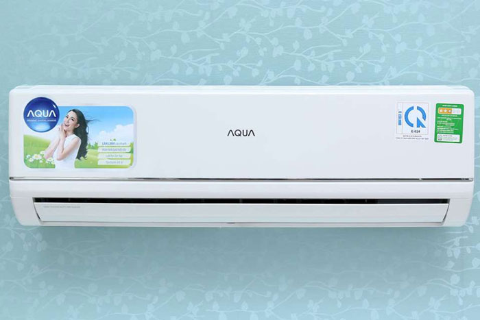 Chế độ SLEEP trên máy lạnh AQUA có tác dụng cân bằng nhiệt độ môi trường với nhiệt độ