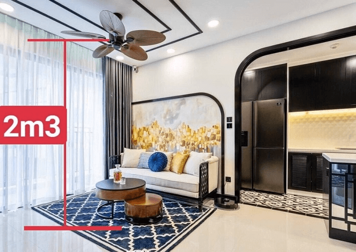 Khoảng cách từ sàn tới cánh quạt trần cổ ngắn tối thiểu là 2,3m