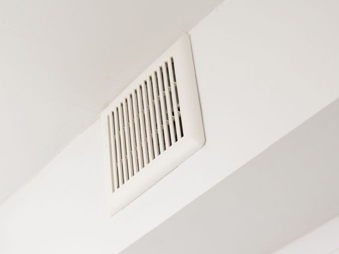Chọn vị trí phù hợp để lắp đặt quạt thông gió điều hòa