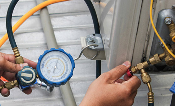 tiến hành chạy máy hút chân không trong khoảng 15 phút