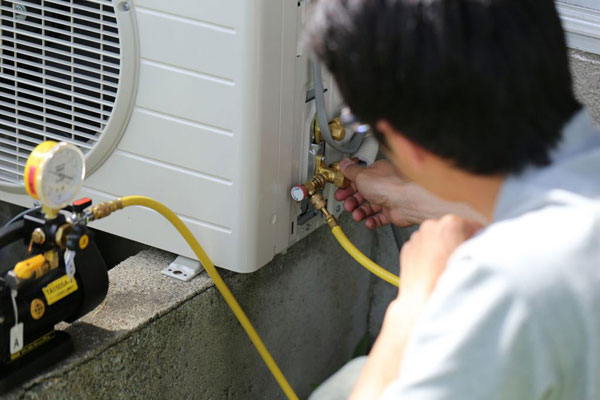 Điều hòa bị nghẹt đường ống dẫn gas
