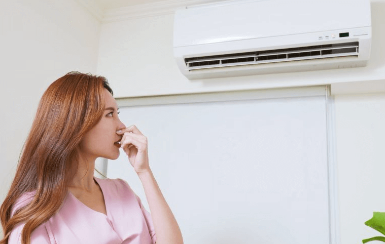 Nguyên nhân và cách xử lý máy lạnh có mùi hóa chất
