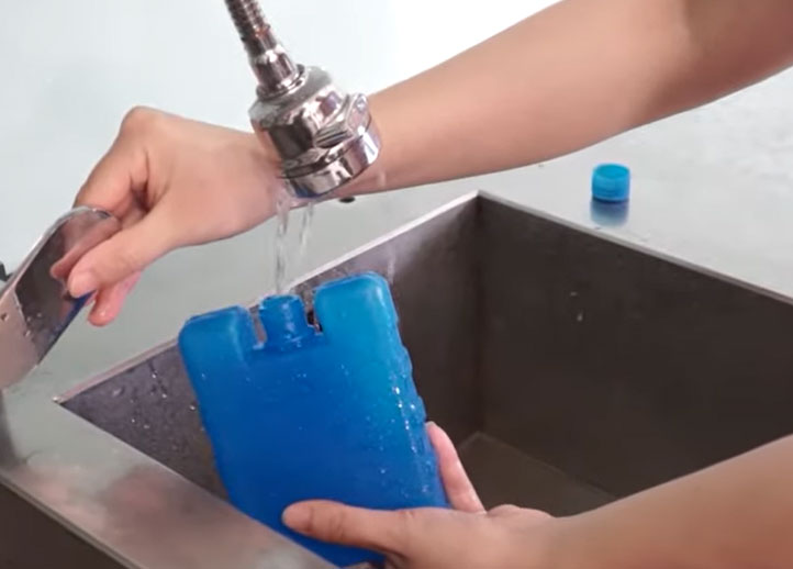 Cách sử dụng đá khô quạt điều hoà