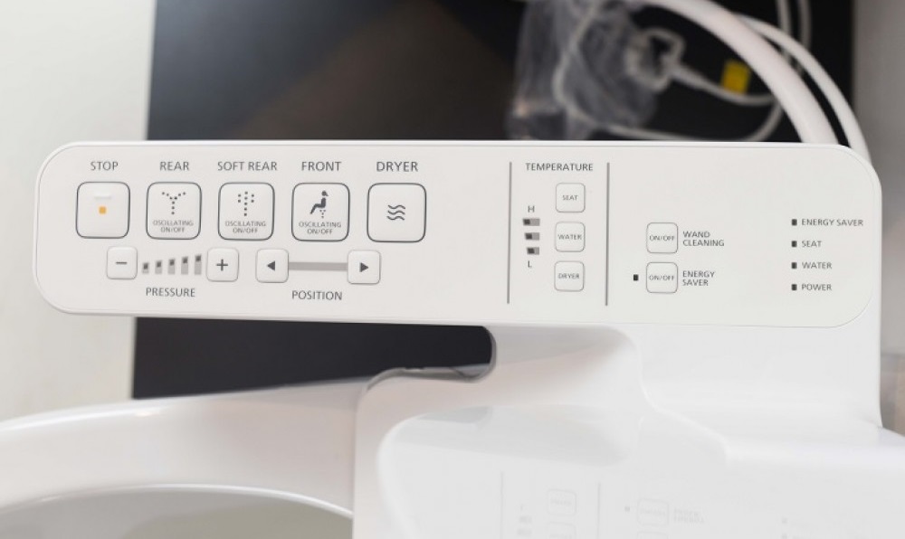 Bảng điều khiển bồn cầu thông minh TOTO