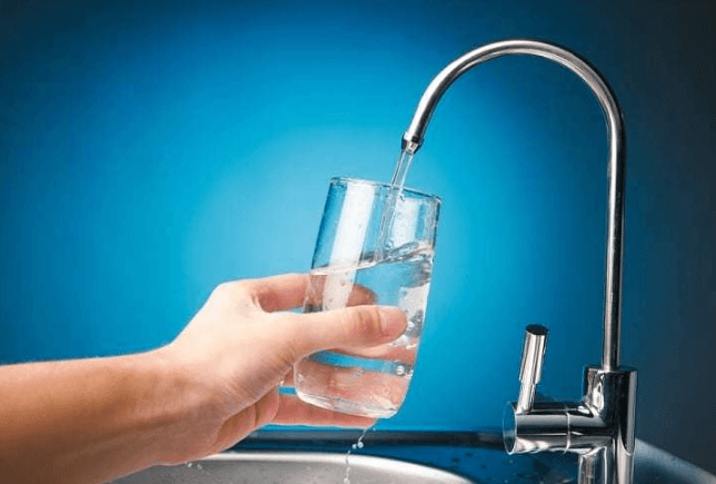 Nước sau khi lọc bằng máy lọc nước không dùng điện có thể uống nước trực tiếp không phải đun sôi