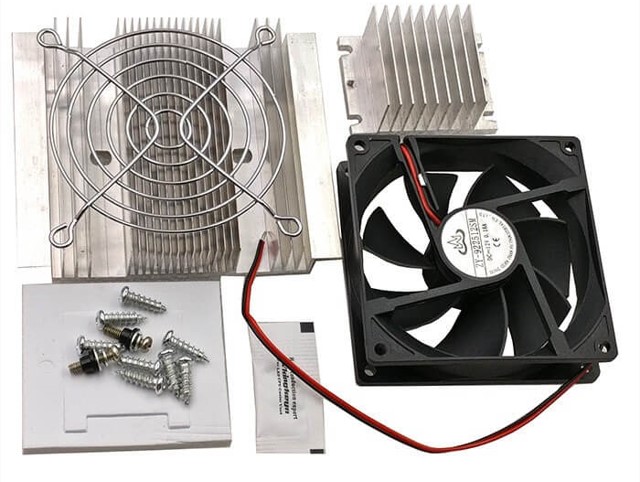 Các vật dụng để làm tủ lạnh mini tự chế