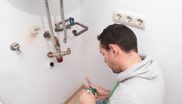 Bình nóng lạnh bị e khí, e nước là gì?