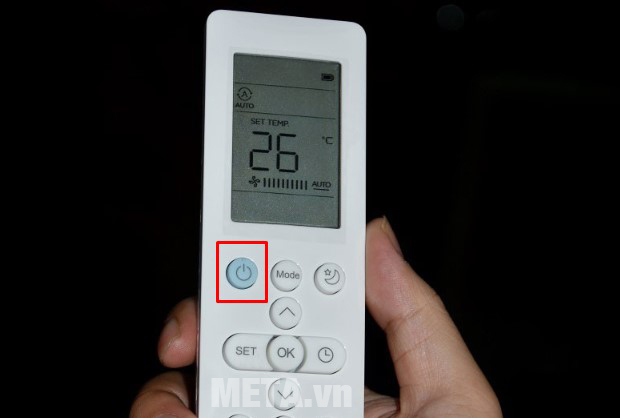 Cách bật/tắt điều hòa Funiki