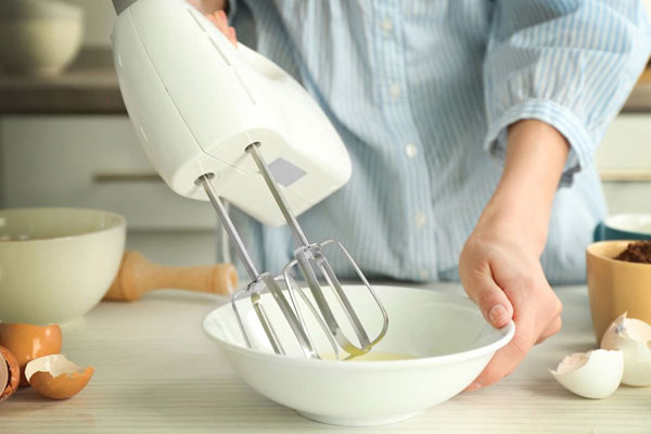 Một số lưu ý để sử dụng máy đánh trứng cầm tay hiệu quả