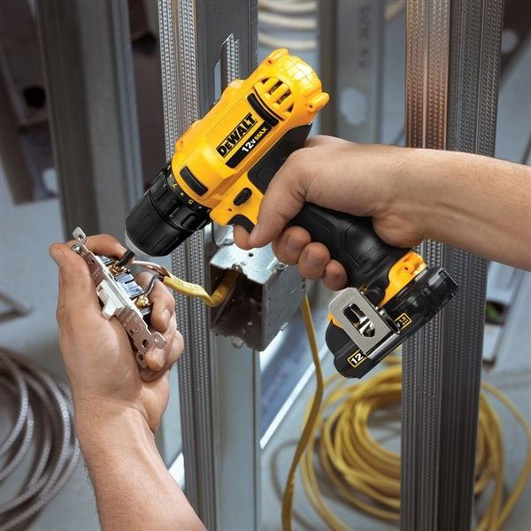 Máy khoan Dewalt cũng sở hữu kiểu dáng đa dạng