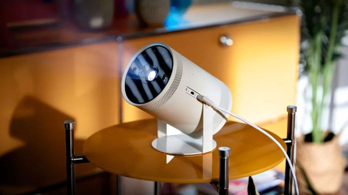 Đánh giá máy chiếu mini có tốt không