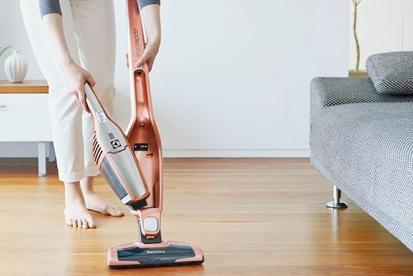 Mua máy hút bụi cầm tay có dây điện ở đâu tốt?